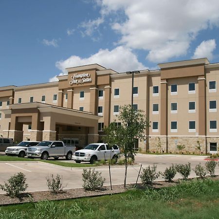 Hampton Inn & Suites Клберн Экстерьер фото